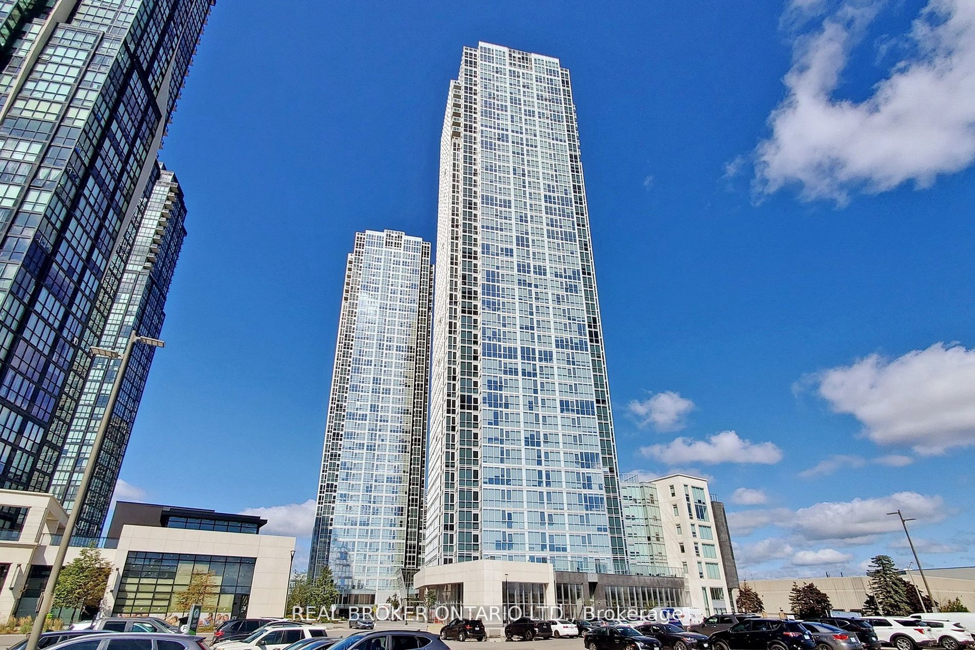 2908 Highway 7 Road, #3204