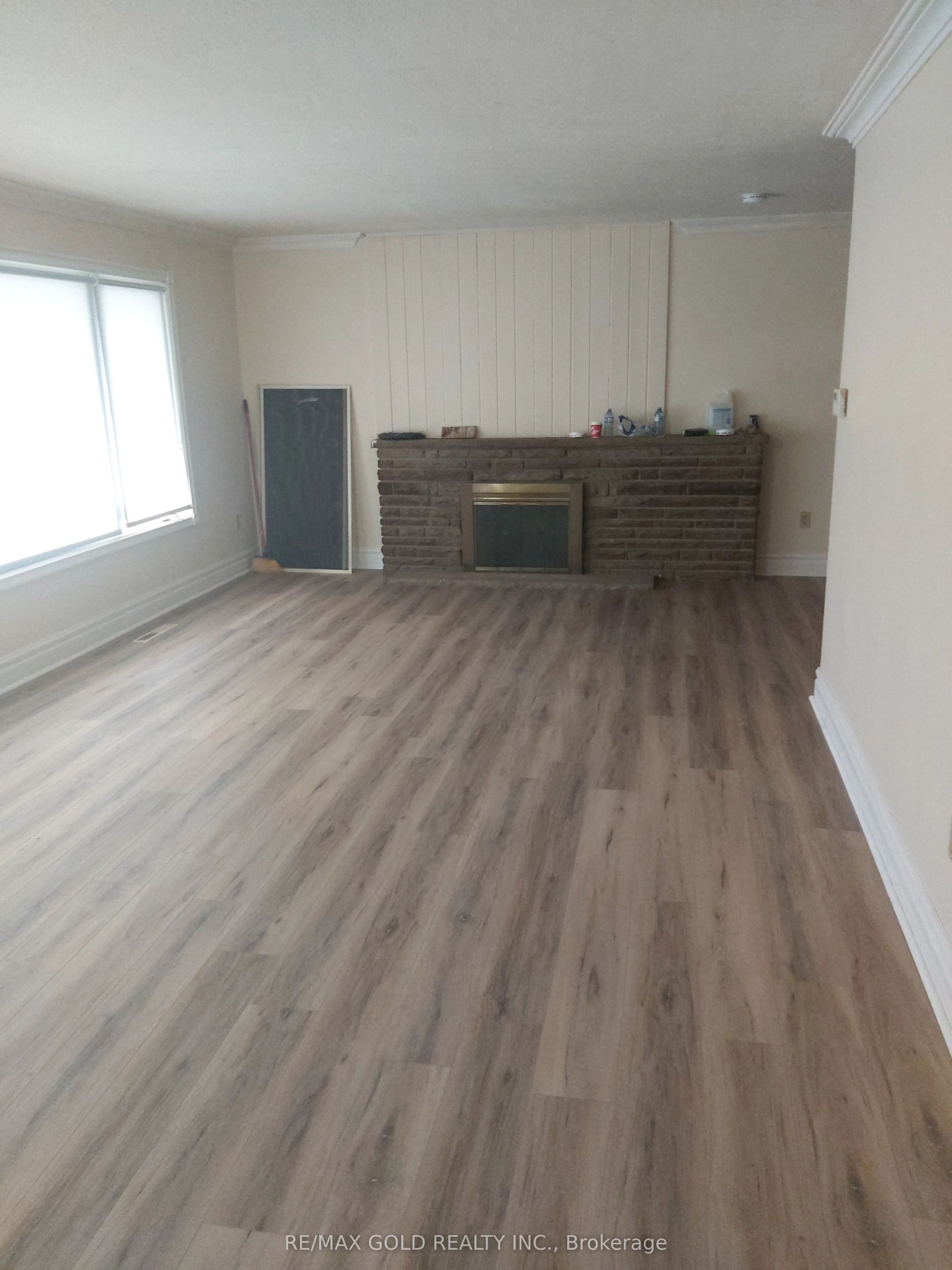 181 Brisdale Drive, Brampton, ON L7A 2Y8