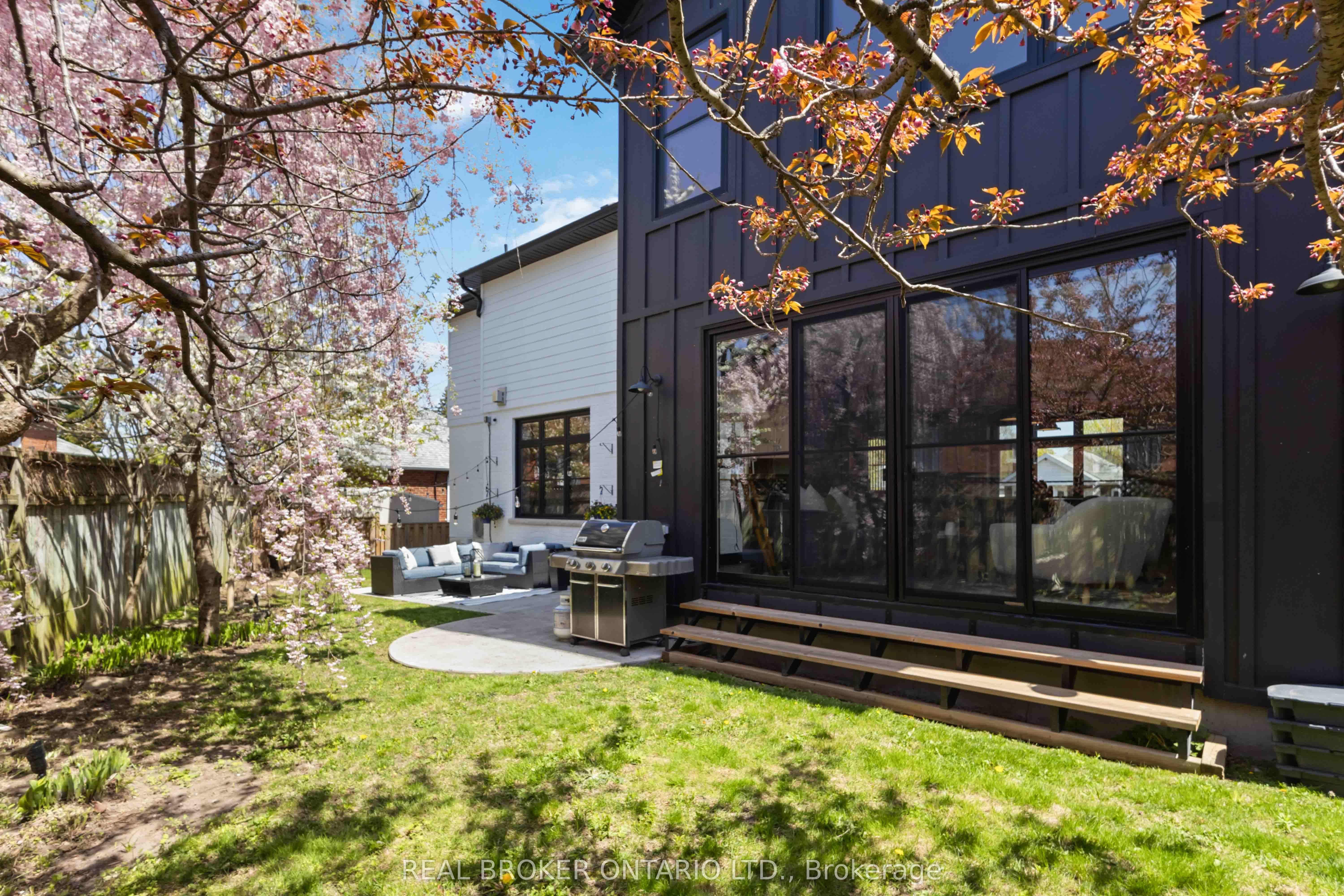44 Hunt Club Drive