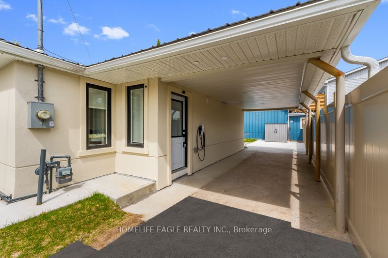 3 Hughes Street