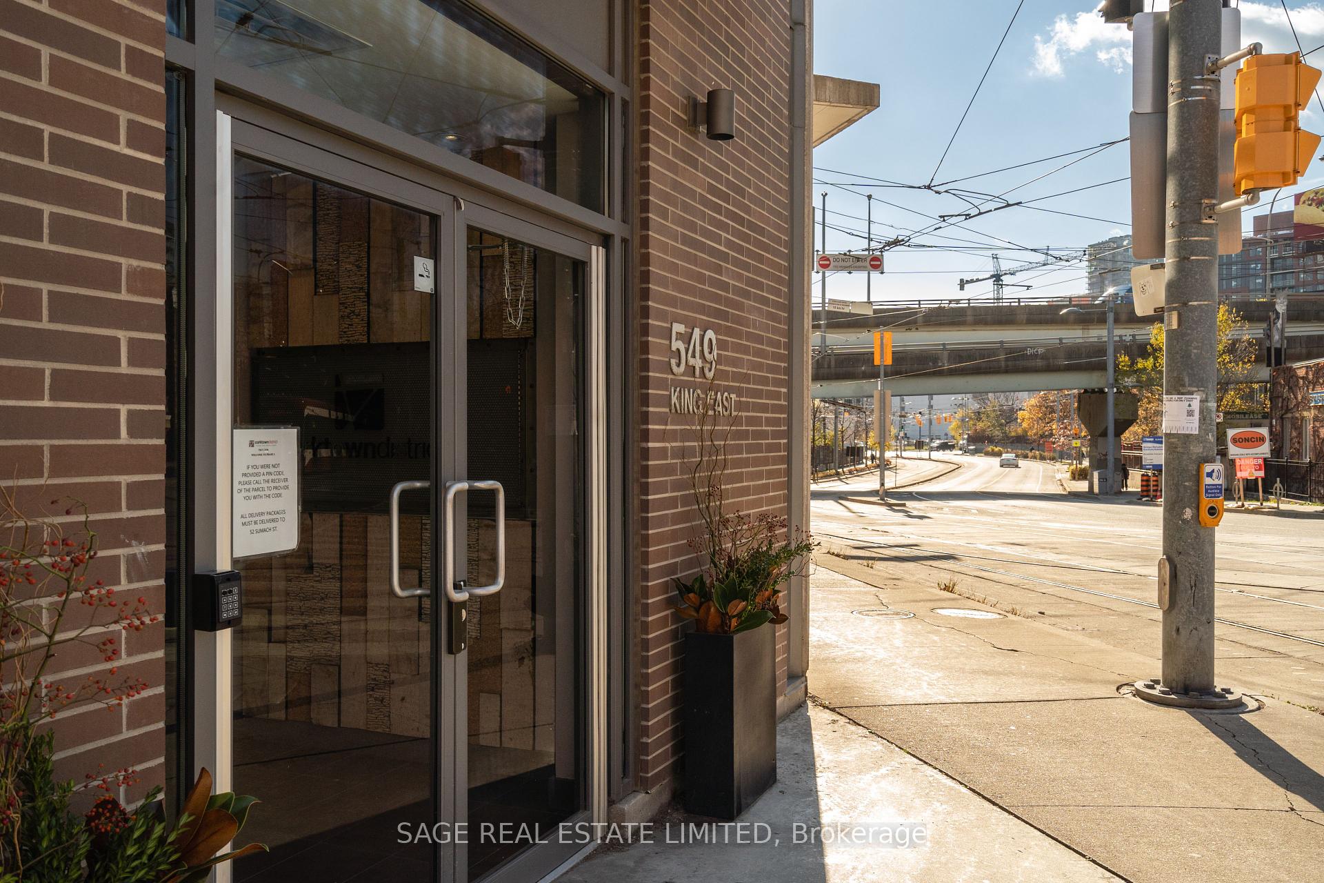 1 Bedroom Condo at 549 King, Toronto For sale