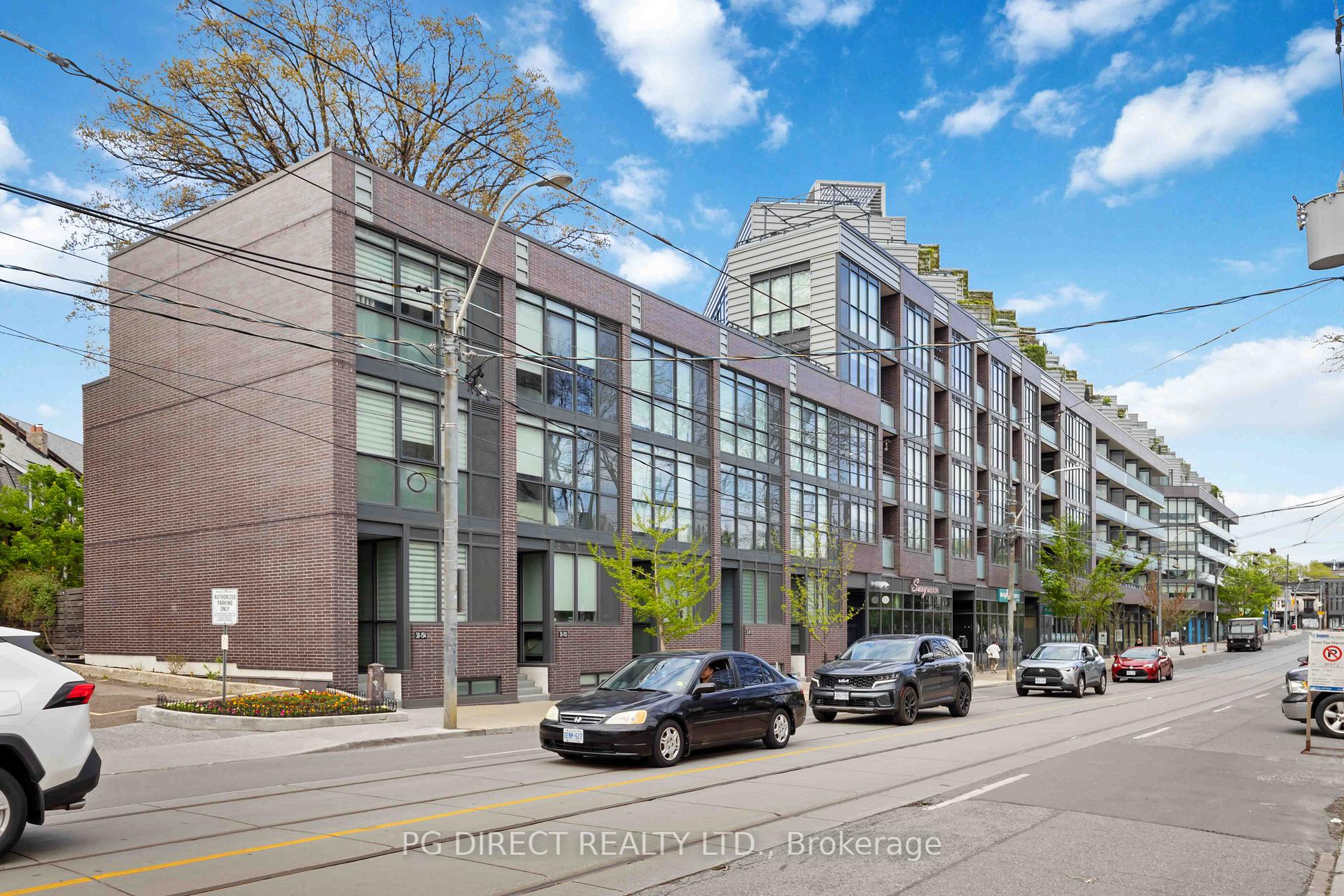 2 Bedrooms Condo at 38 Howard Park, Toronto For sale