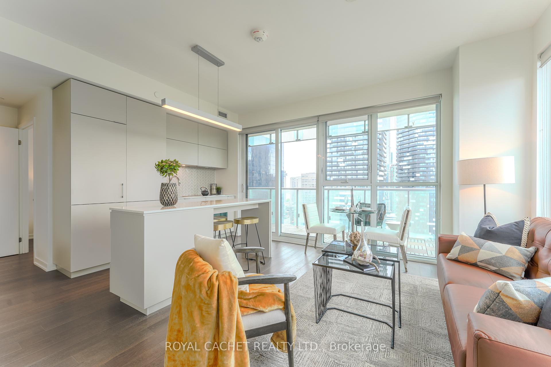 2 Bedrooms Condo at 15 Lower Jarvis, Toronto For sale