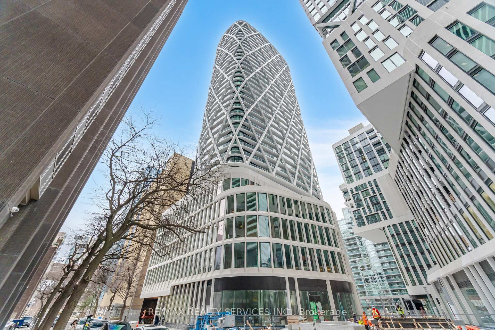 1 Bedroom Condo at 230 Simcoe, Toronto For sale