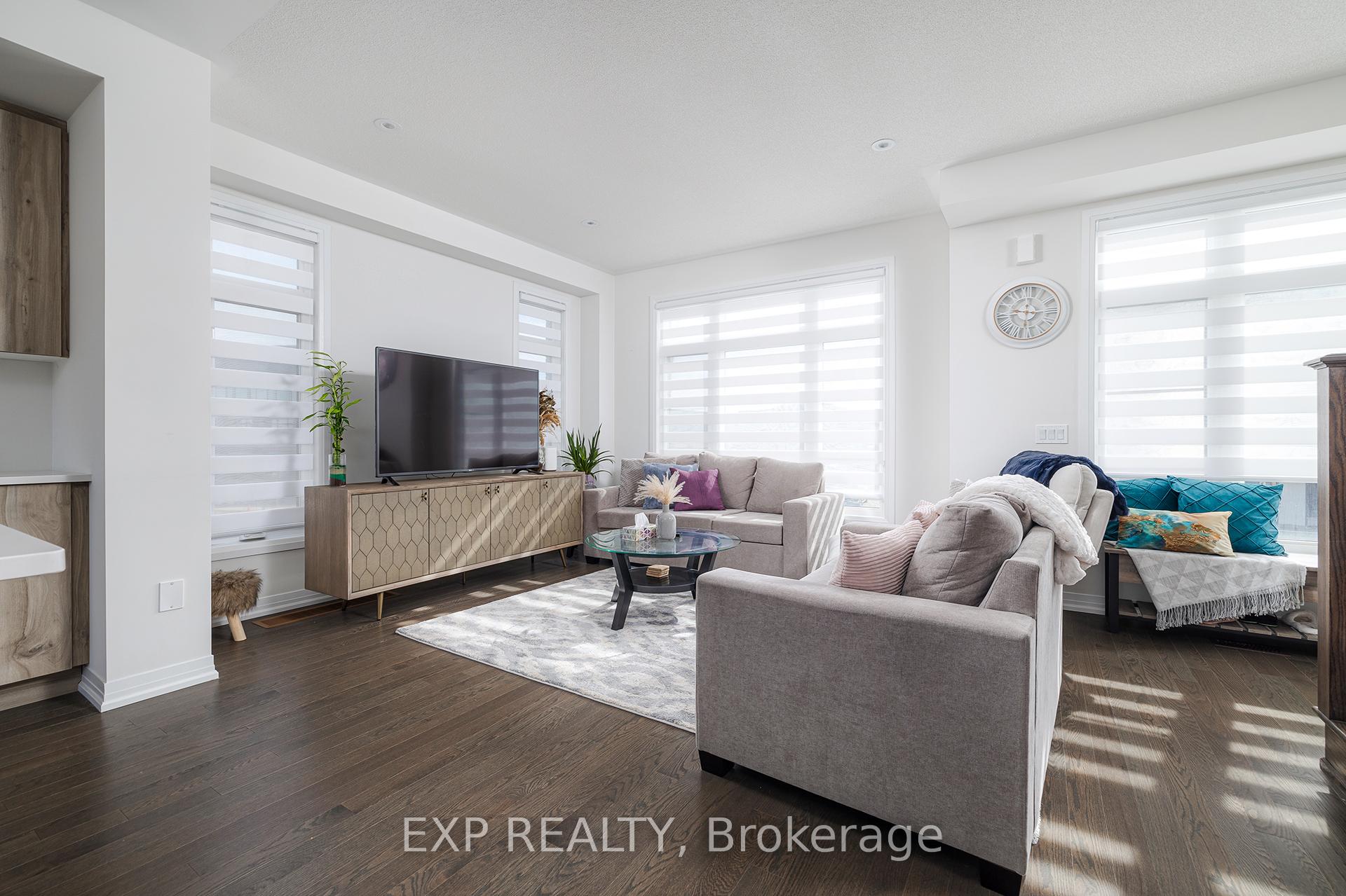 3 Bedrooms Condo at 469 Provident, Hamilton For sale