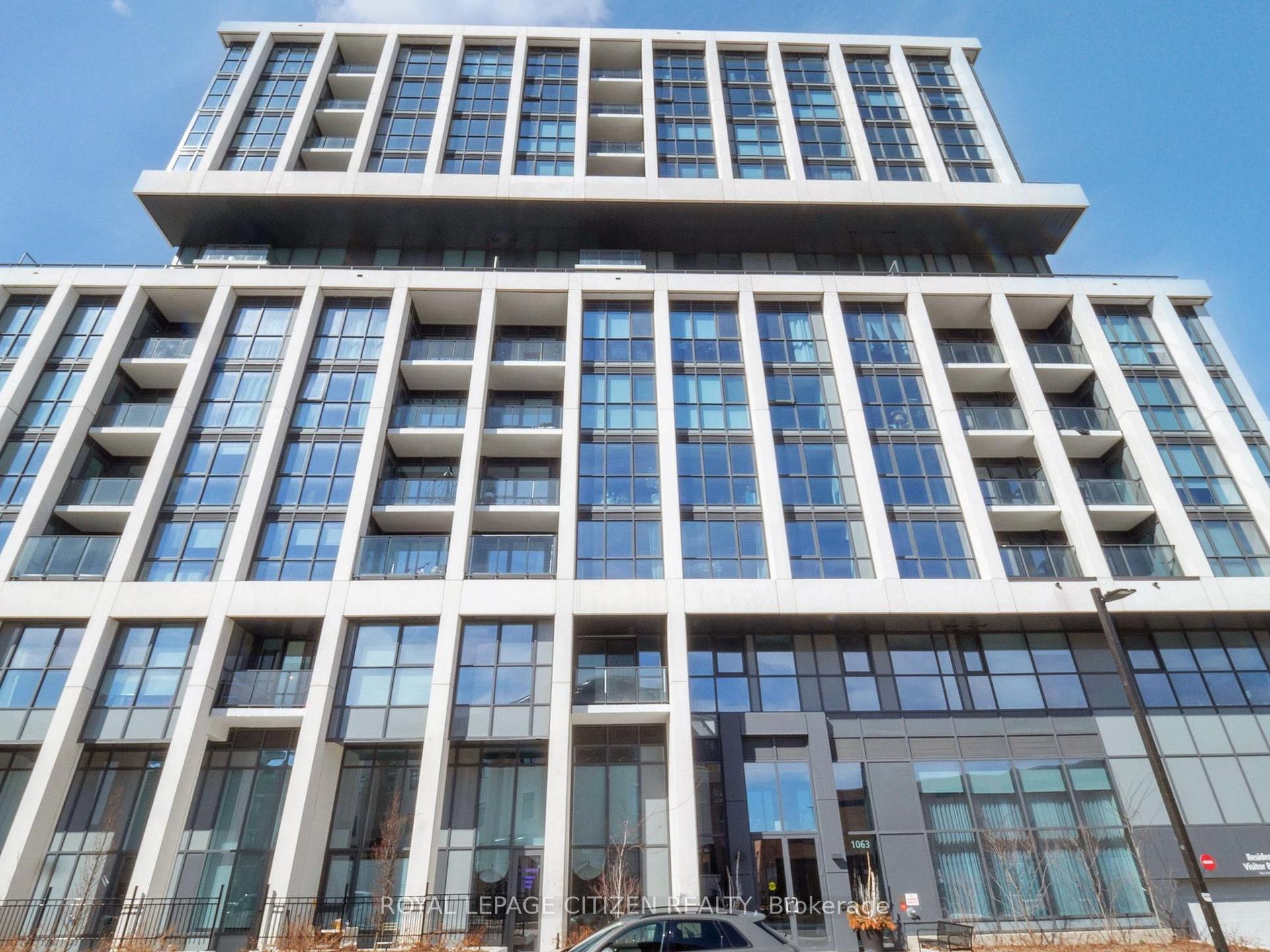 2 Bedrooms Condo at 1063 Douglas Mccurdy Comm, Mississauga For sale