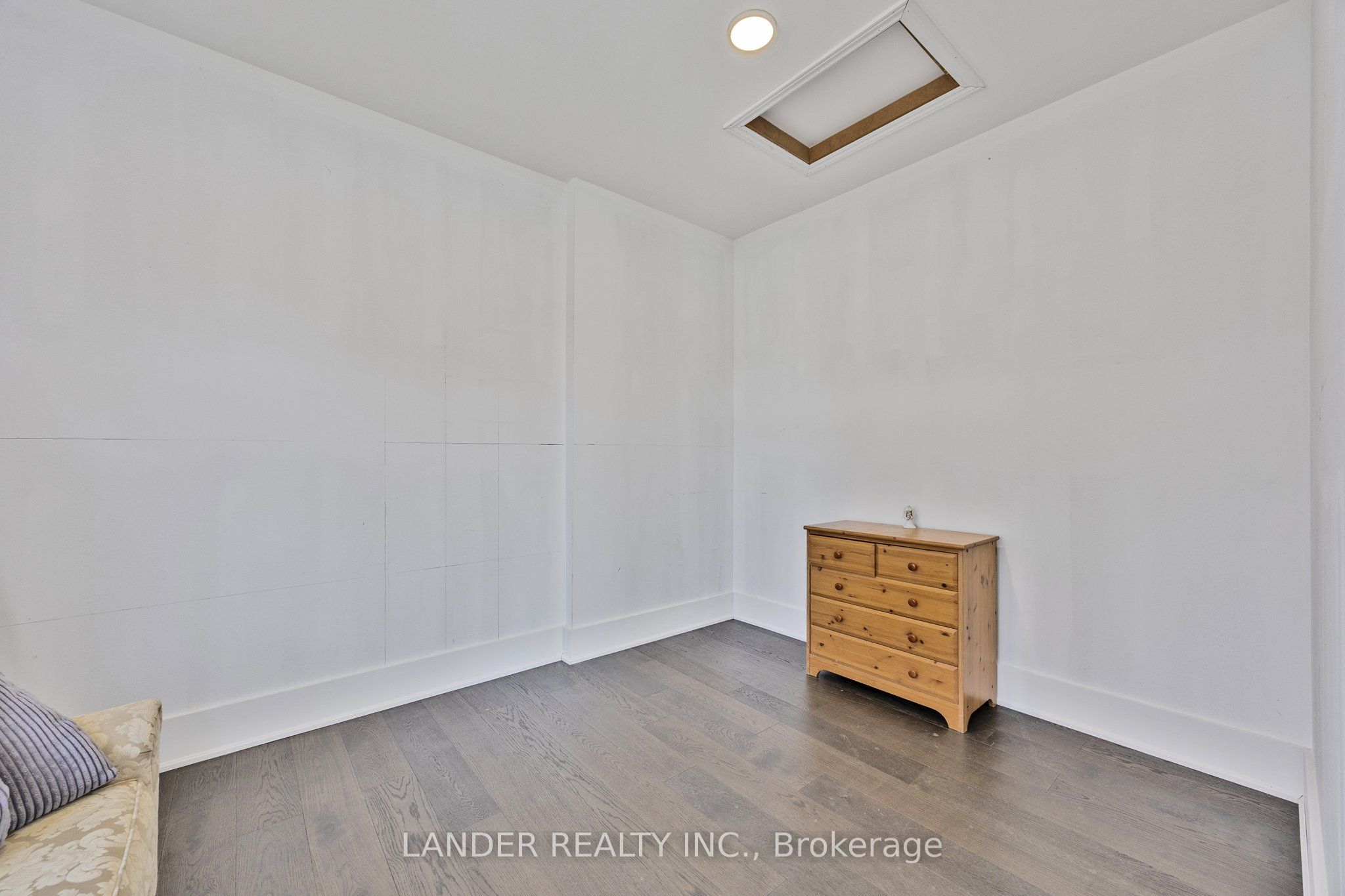 23 Parnham Crescent, East Gwillimbury, ON L0G 1V0