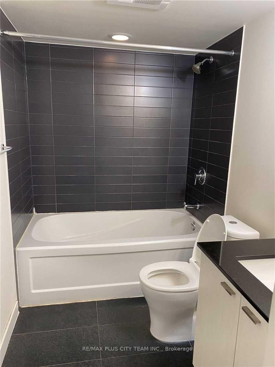 1 Bedroom Condo at 78 Tecumseth, Toronto For sale