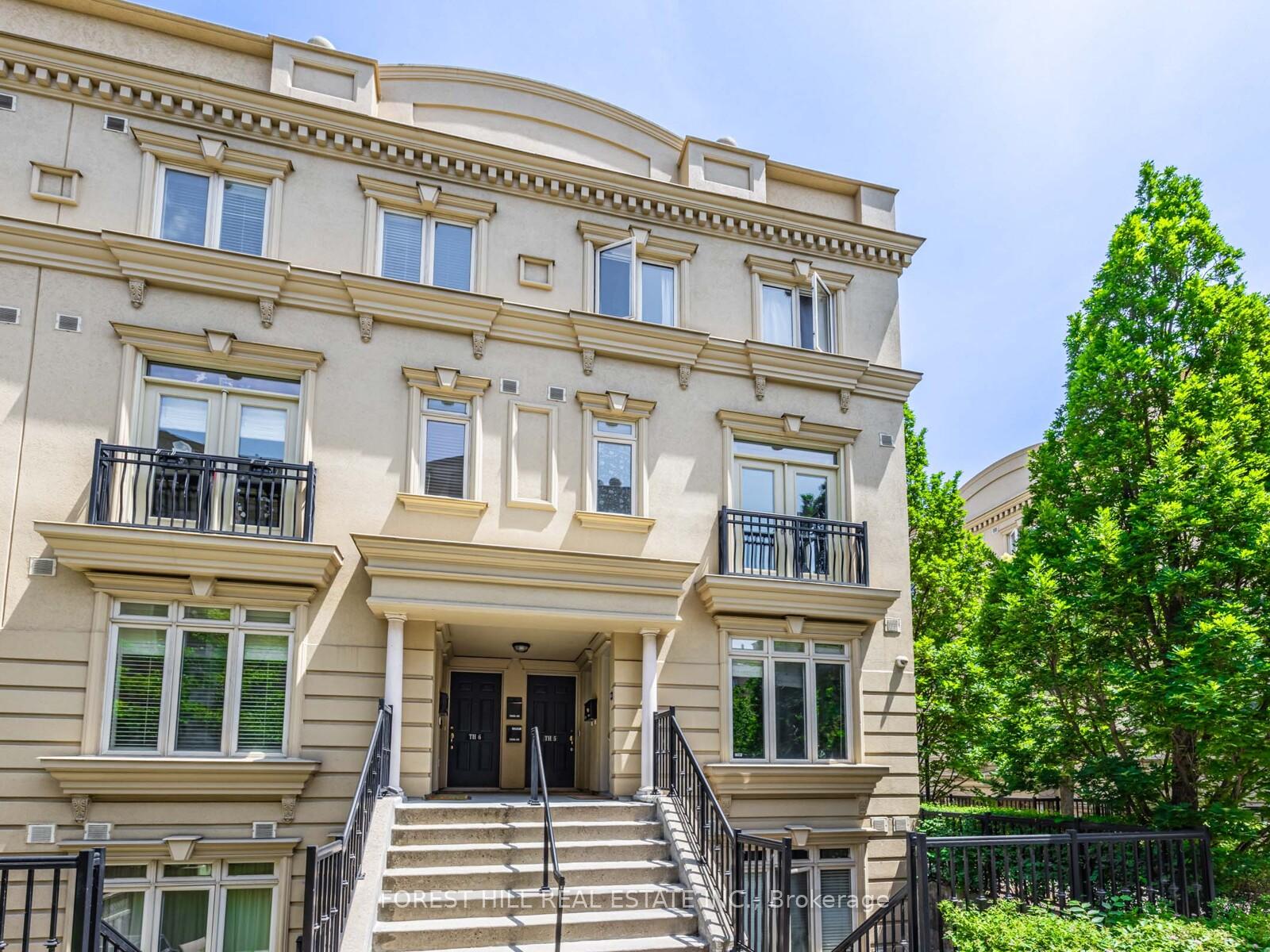 2 Bedrooms Condo at 68 Carr, Toronto For sale