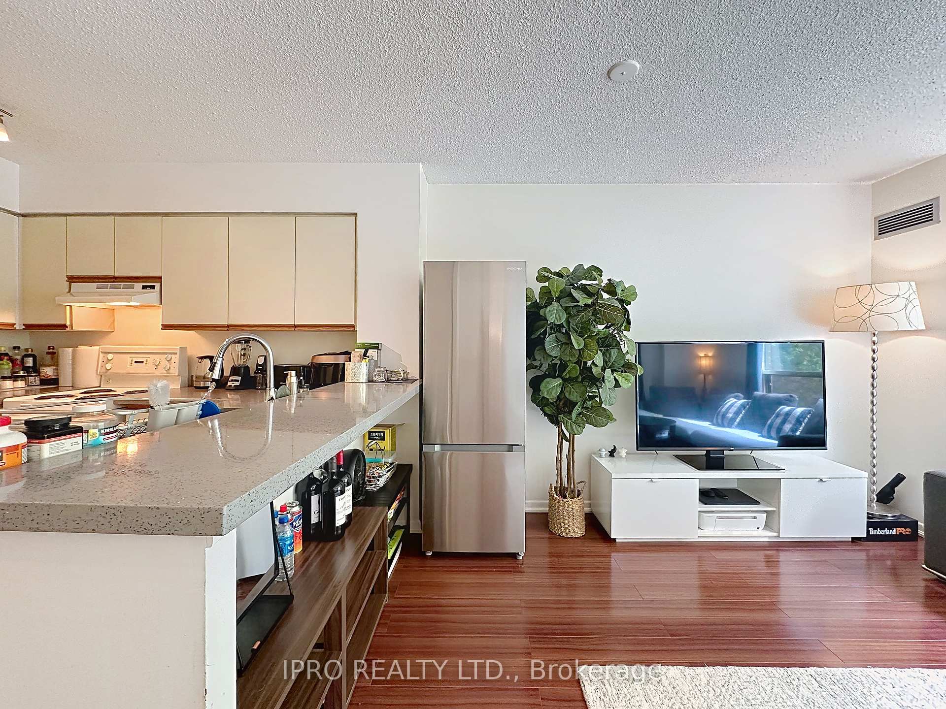 1 Bedroom Condo at 95 Prince Arthur, Toronto For sale
