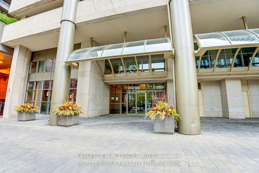 1 Bedroom Condo at 750 Bay, Toronto For sale