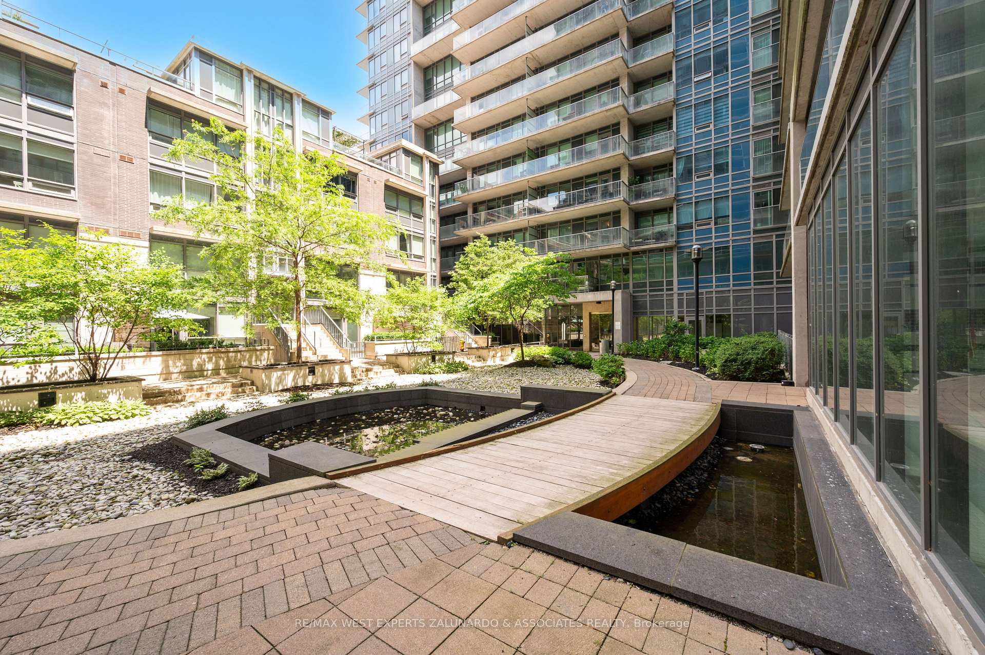2 Bedrooms Condo at 59 East Liberty, Toronto For sale