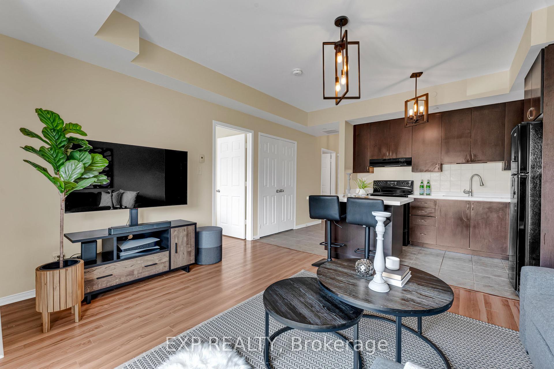 1 Bedroom Condo at 5150 Winston Churchill, Mississauga For sale
