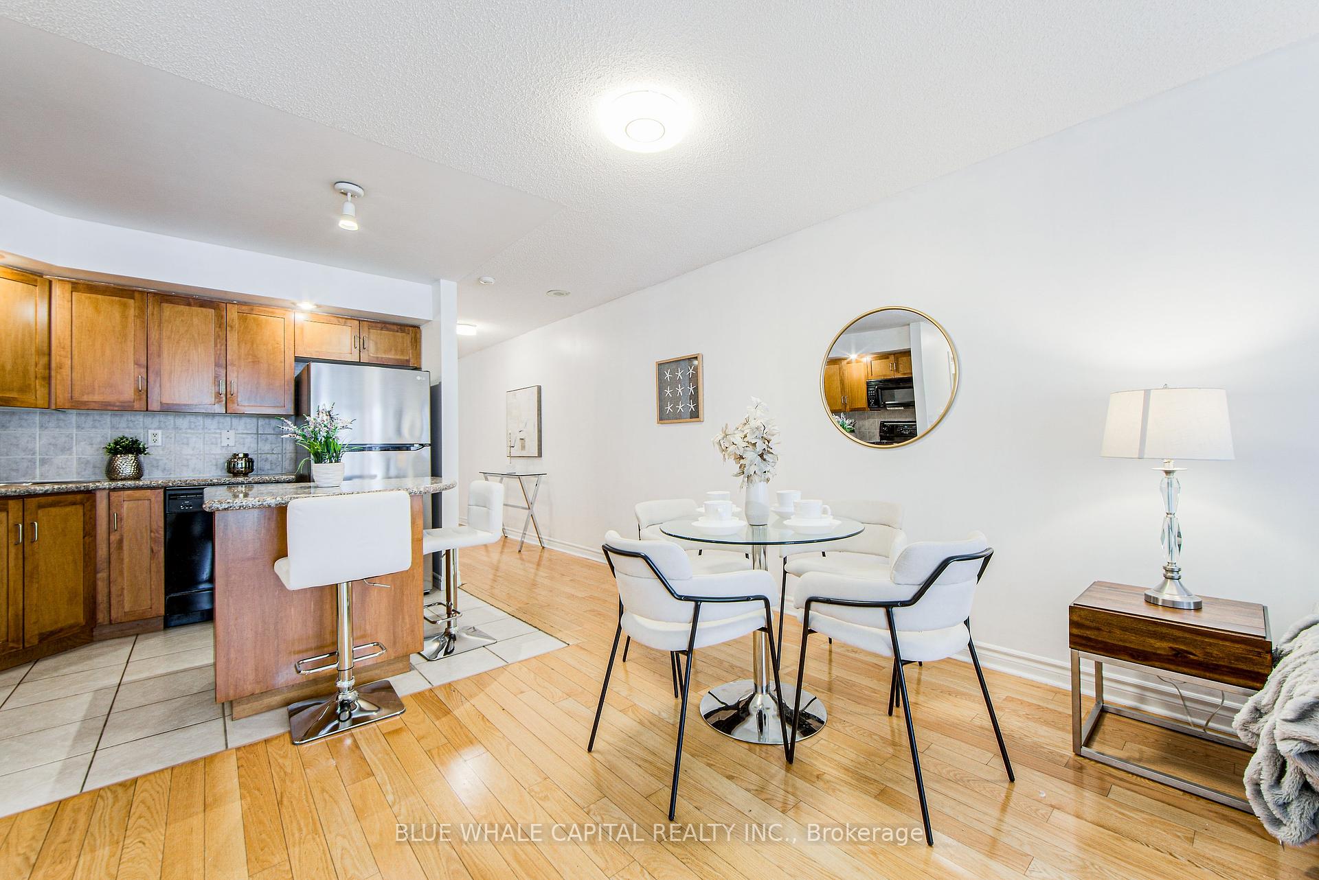 1 Bedroom Condo at 270 Wellington,  Toronto For sale
