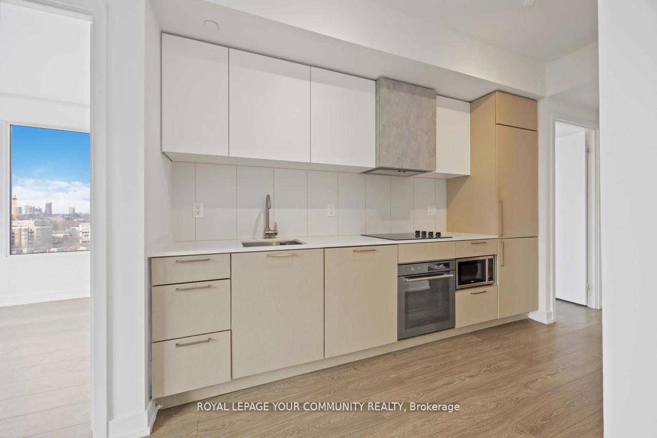2 Bedrooms Condo at 19 Western Battery, Toronto For sale