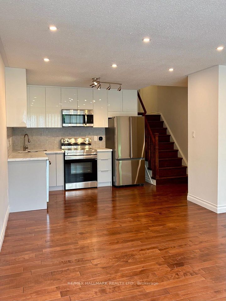 33 Angus Drive