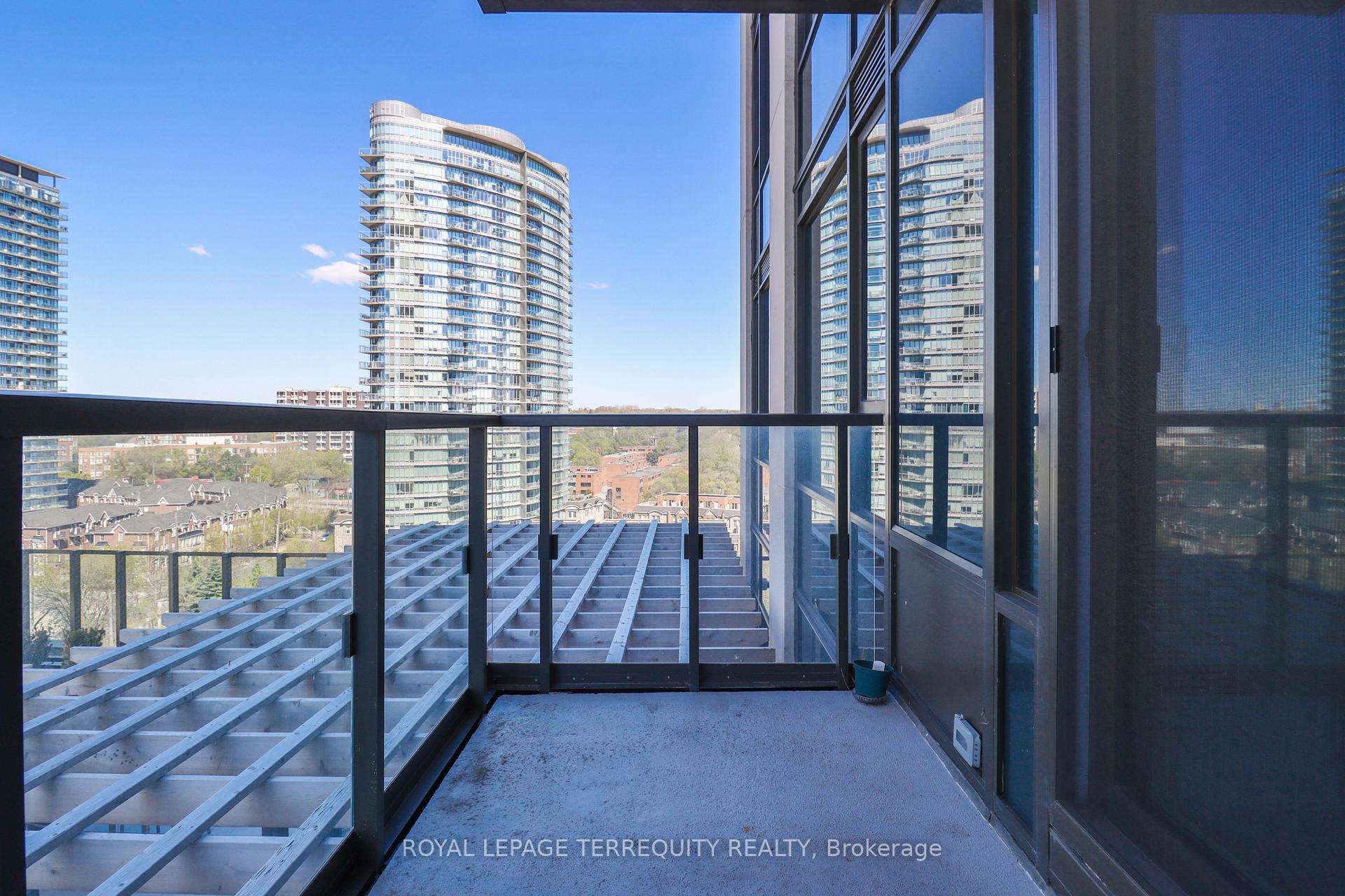 1 Bedroom Condo at 1926 Lake Shore, Toronto For sale