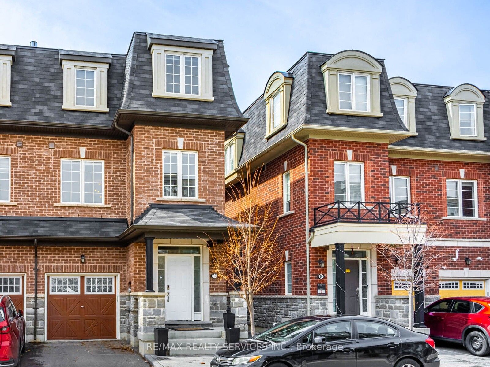 32 Pomarine Way, Brampton, ON L6X 5R6