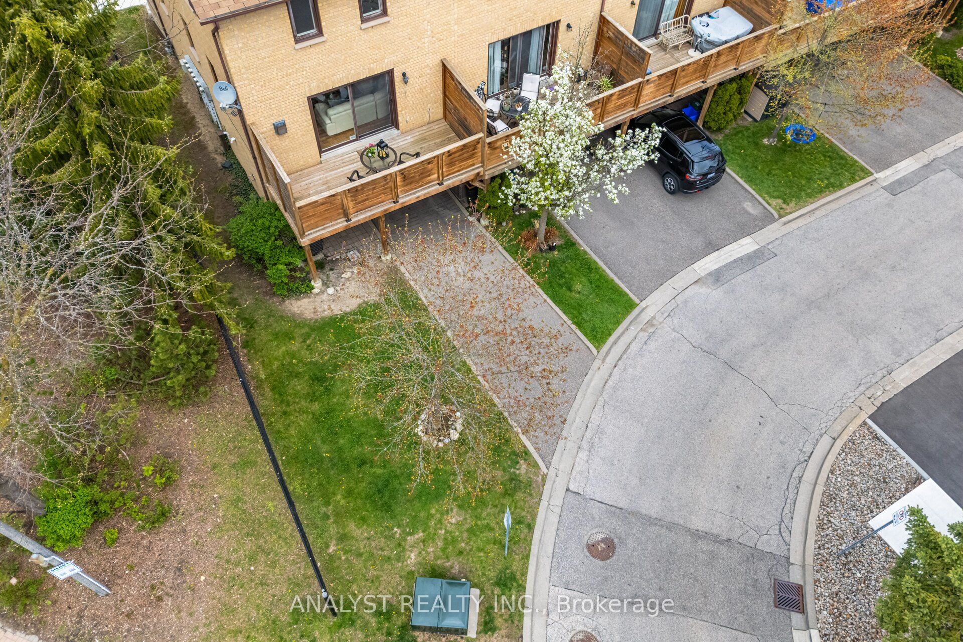 219 Woodbridge Avenue, #1