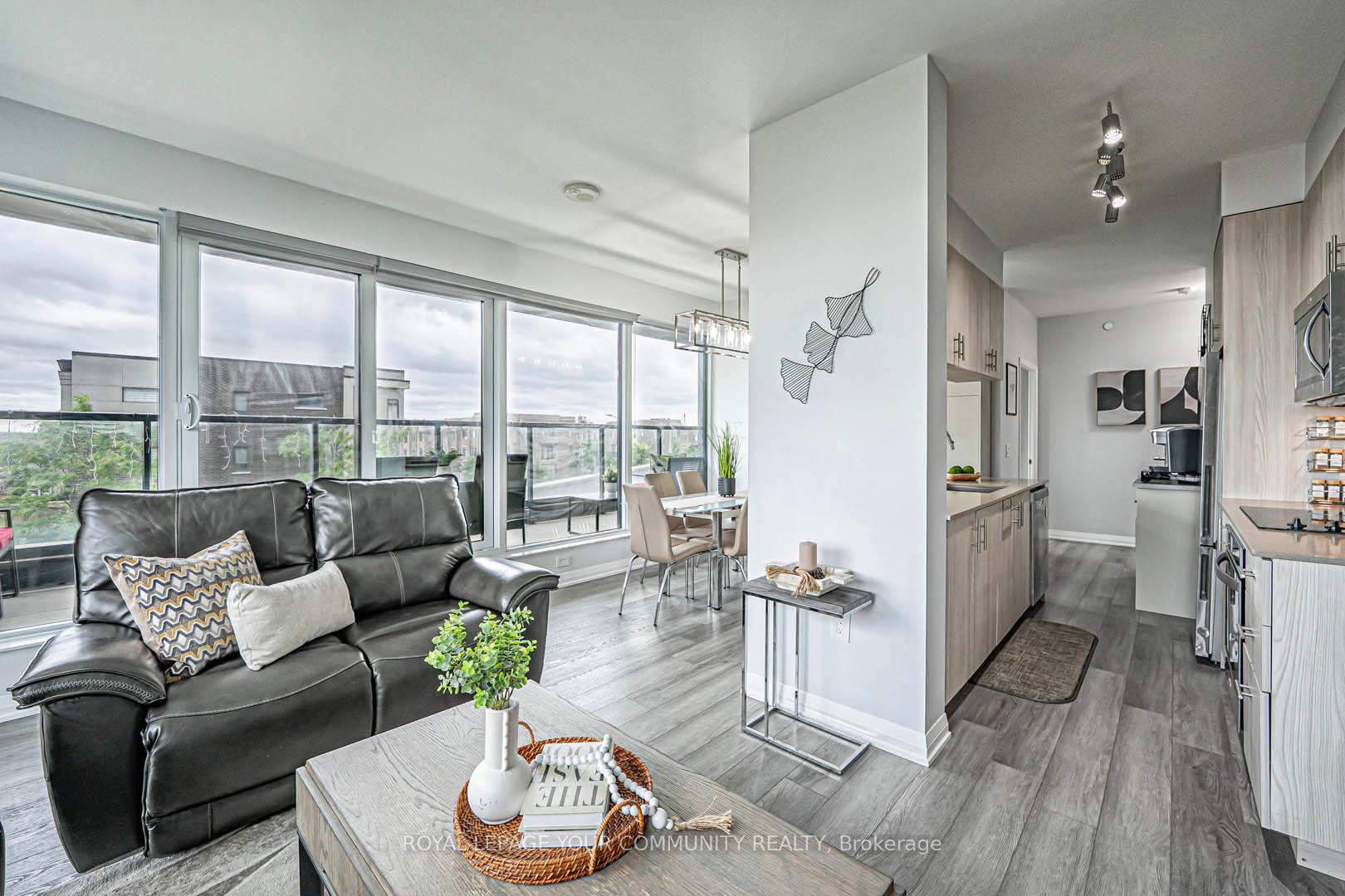 3 Bedrooms Condo at 99 EAGLE ROCK, Vaughan For sale