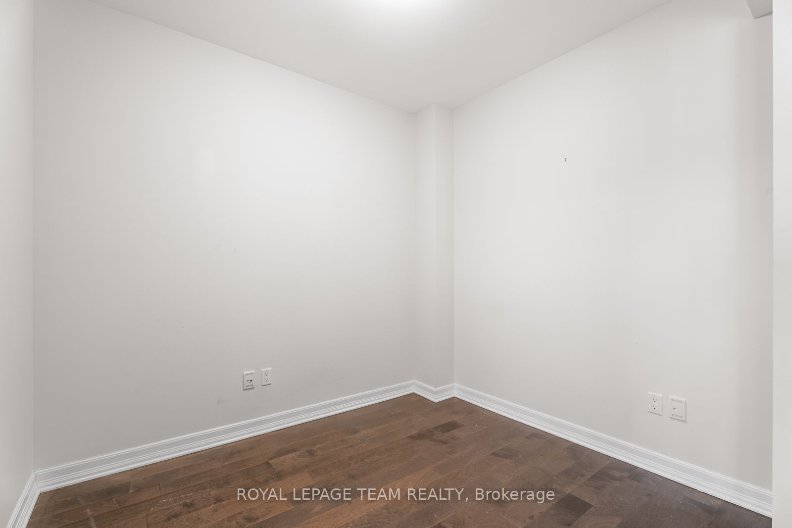 238 Besserer Street, #711