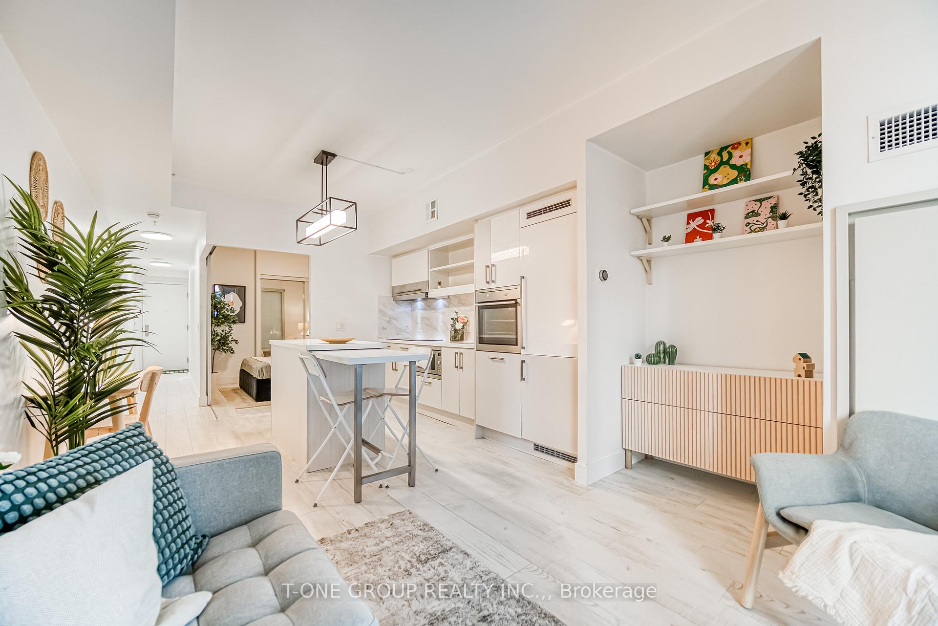 1 Bedroom Condo at 39 Sherbourne, Toronto For sale