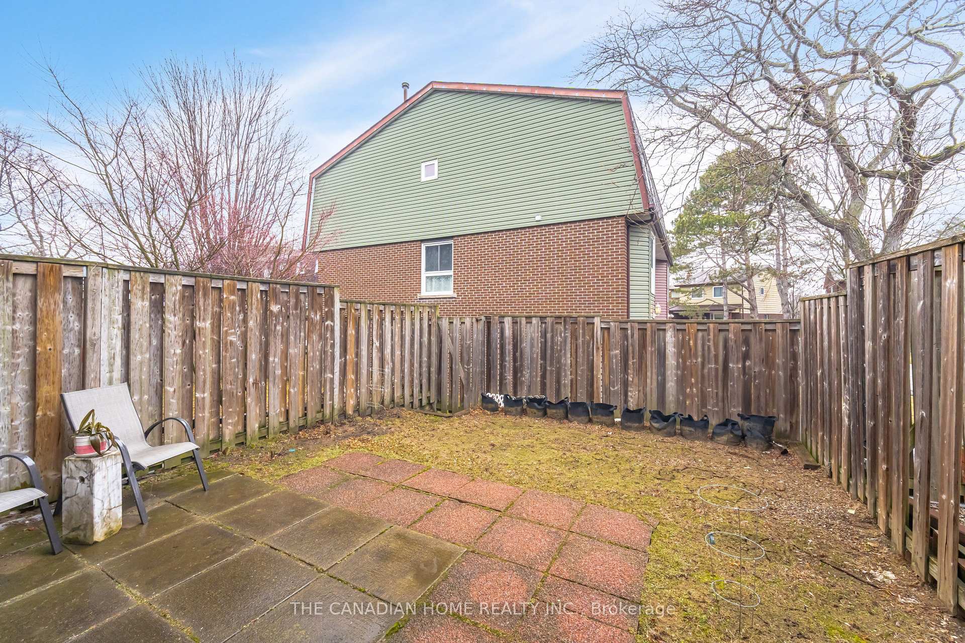 3 Bedrooms Condo at 4662 Kingston, Toronto For sale