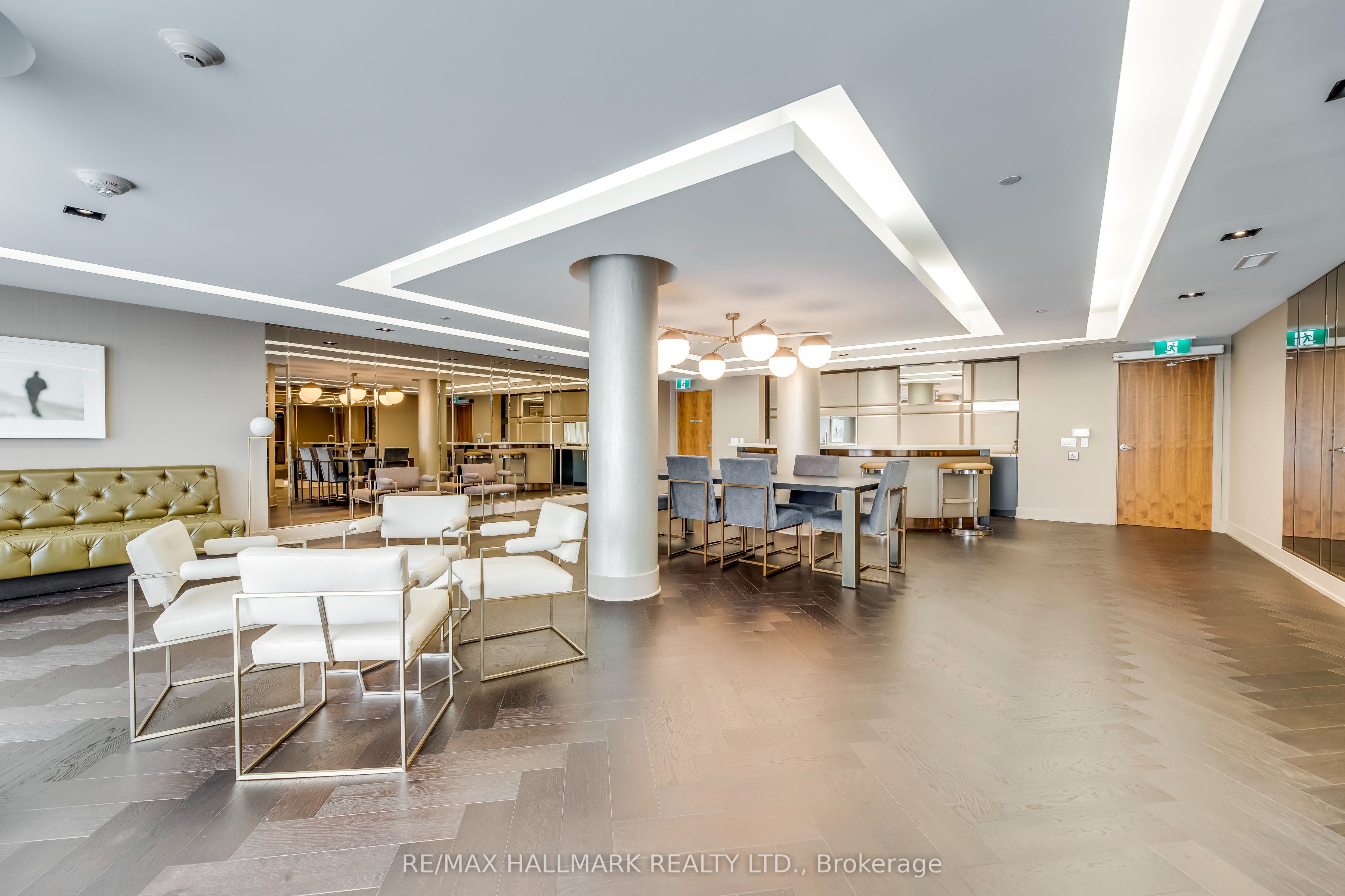 170 Chiltern Hill Road, #208