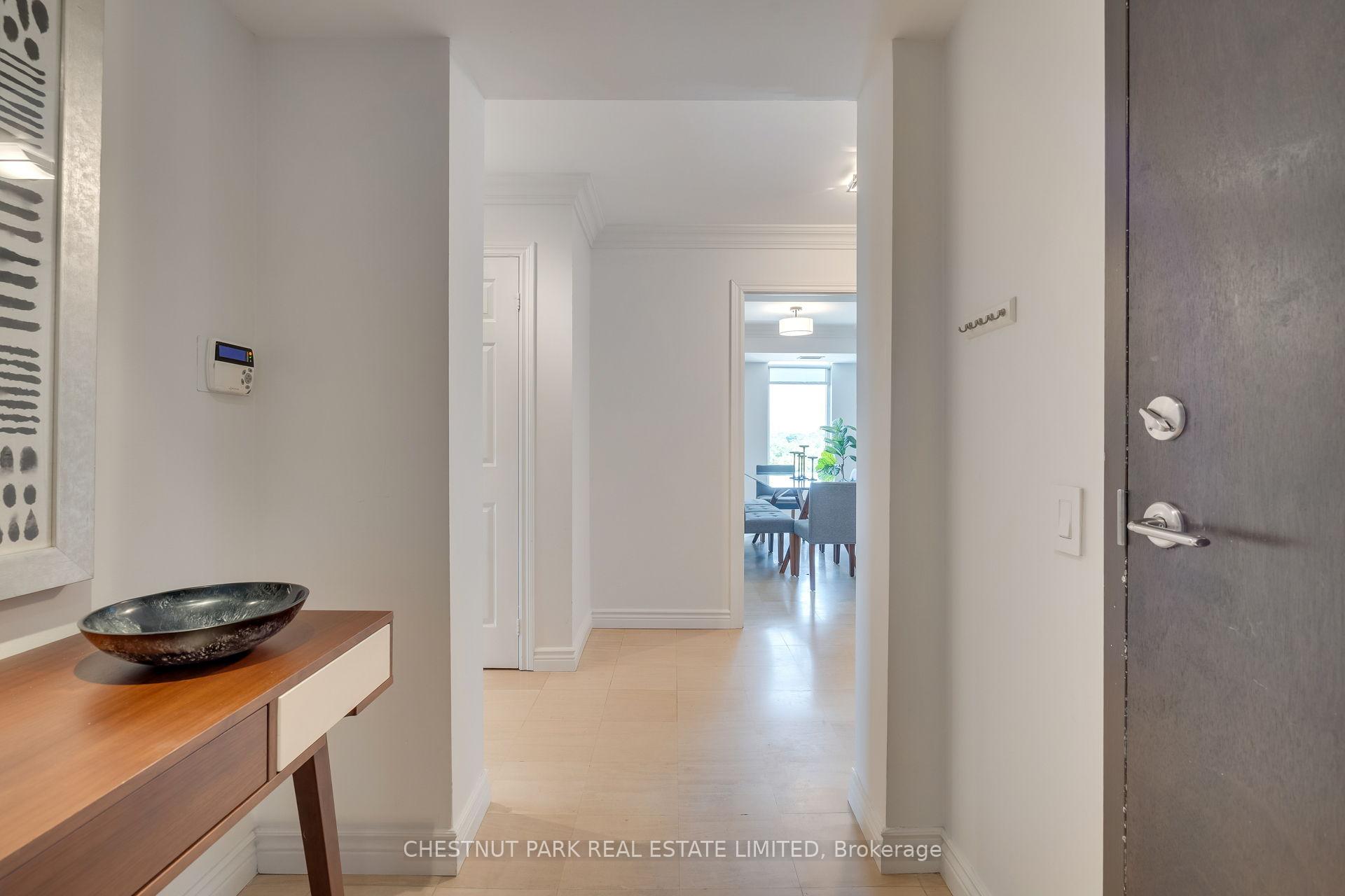 3 Bedrooms Condo at 388 Bloor, Toronto For sale