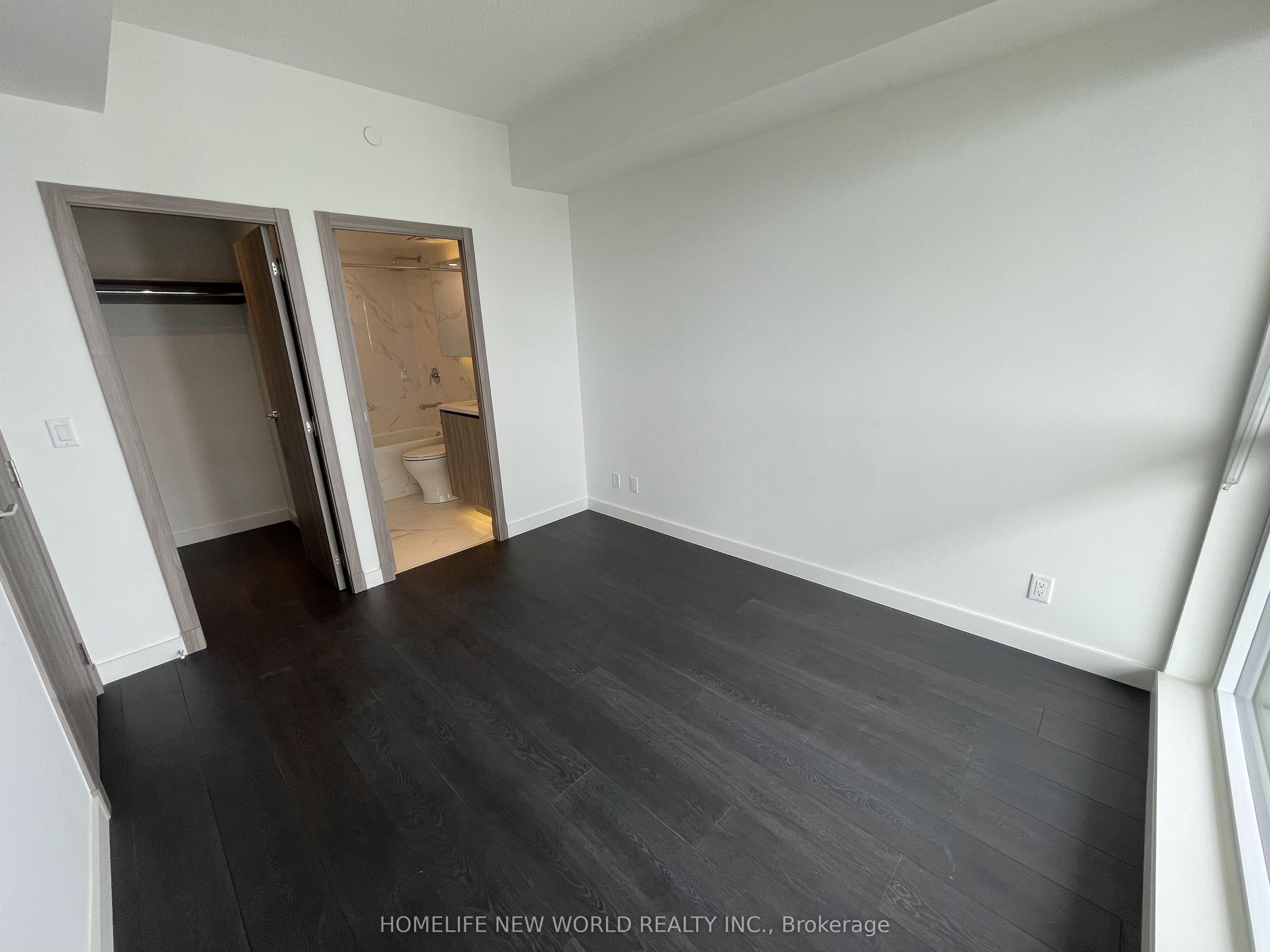 27 Mcmahon Drive, #3001