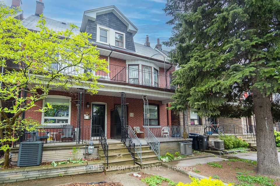 33 Strathmore
