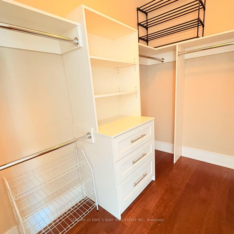 1 Bedroom Condo at 183 Wellington, Toronto For sale