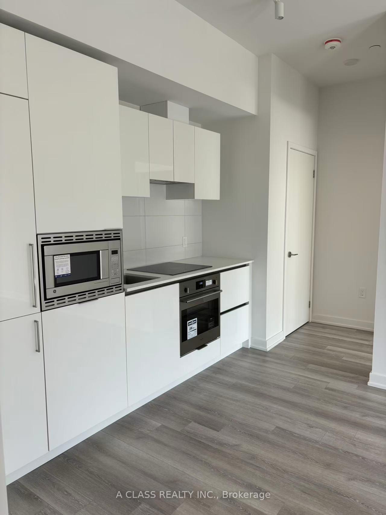 2 Bedrooms Condo at 121 St Patrick, Toronto For sale