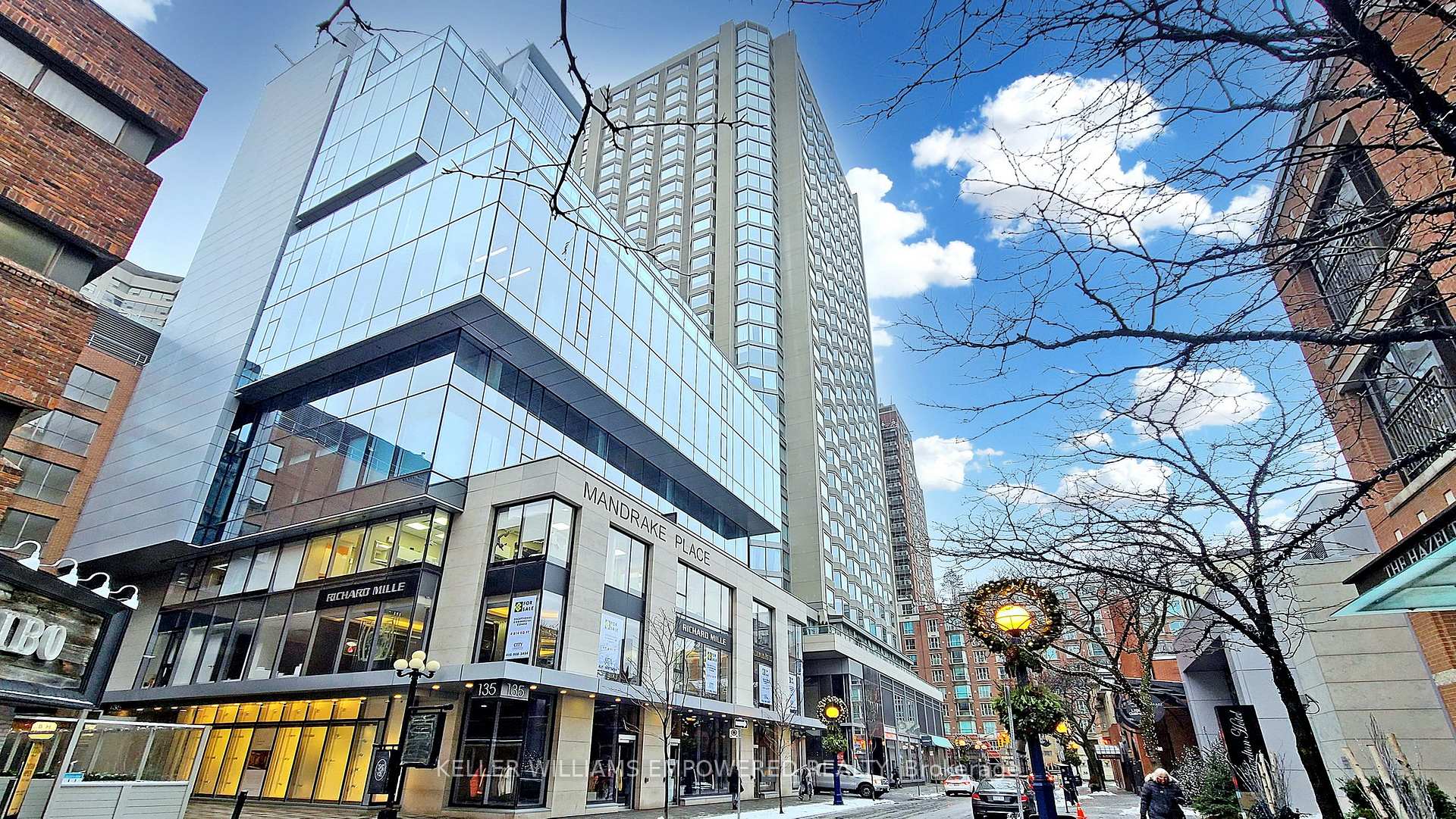 1 Bedroom Condo at 155 Yorkville,  Toronto For sale
