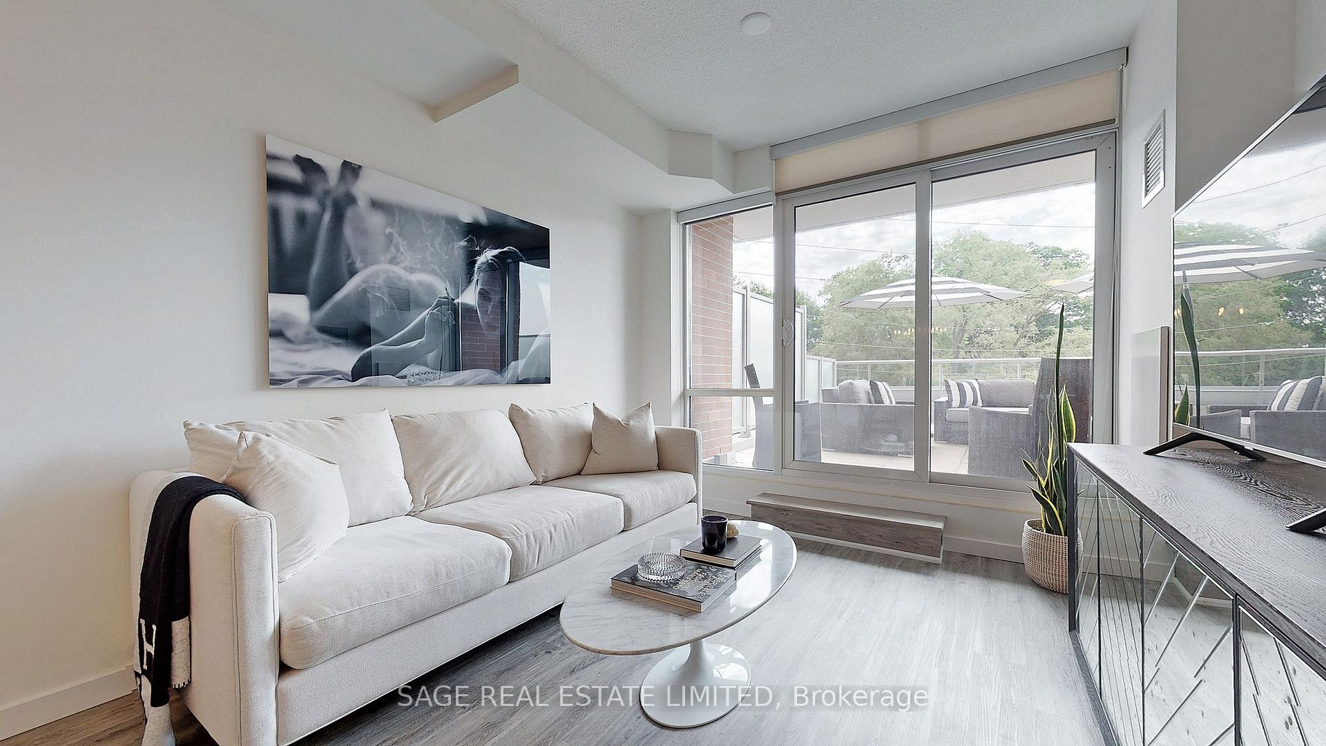 2 Bedrooms Condo at 551 Maple, Burlington For sale