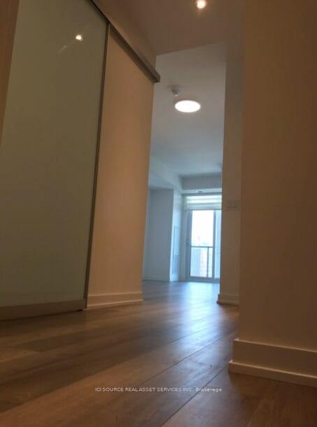 2 Bedrooms Condo at 50 Power, Toronto For sale