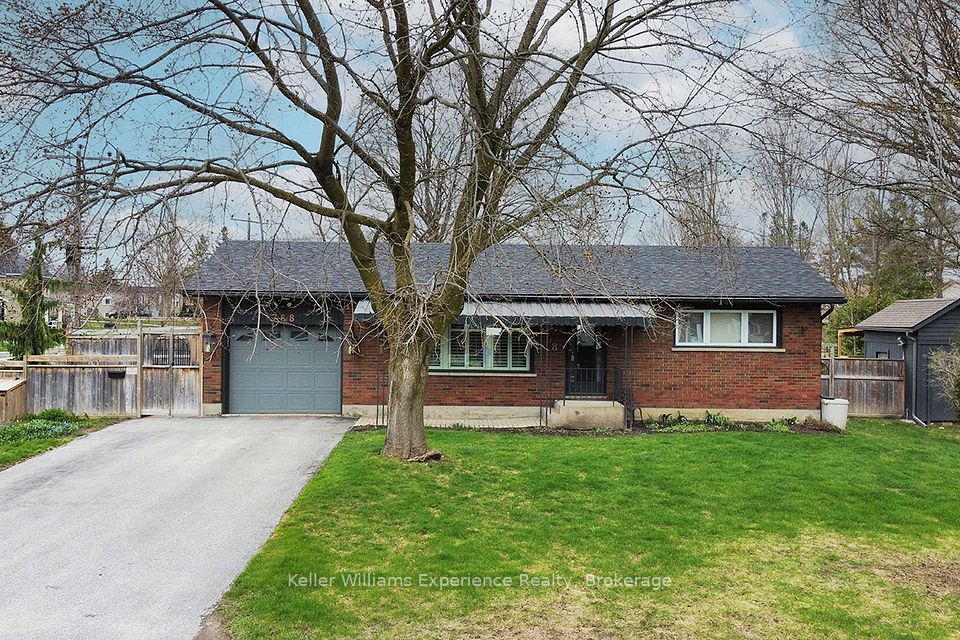 768 Bay Street, Midland, ON L4R 1M4