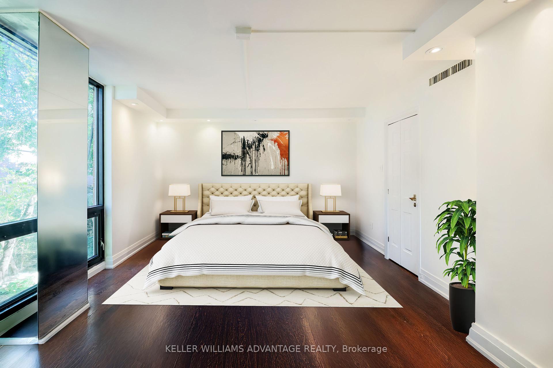 4 Bedrooms Condo at 70 Montclair,  Toronto For sale