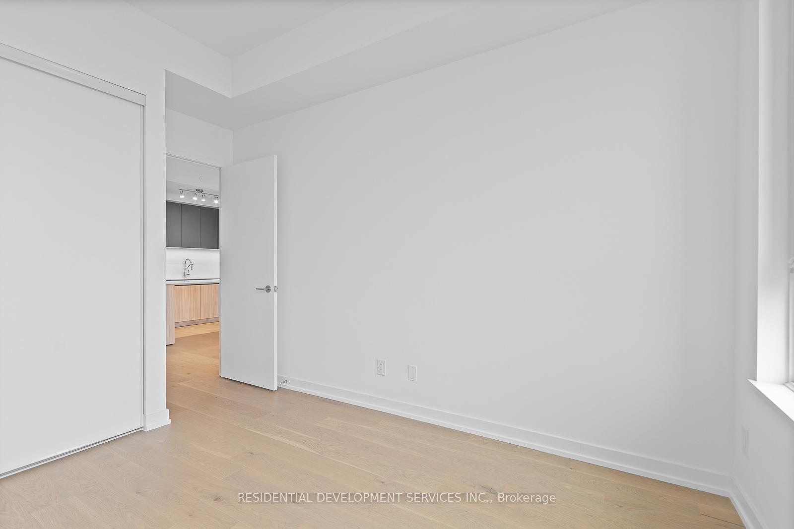 3 Bedrooms Condo at 3100 Keele,  Toronto For sale