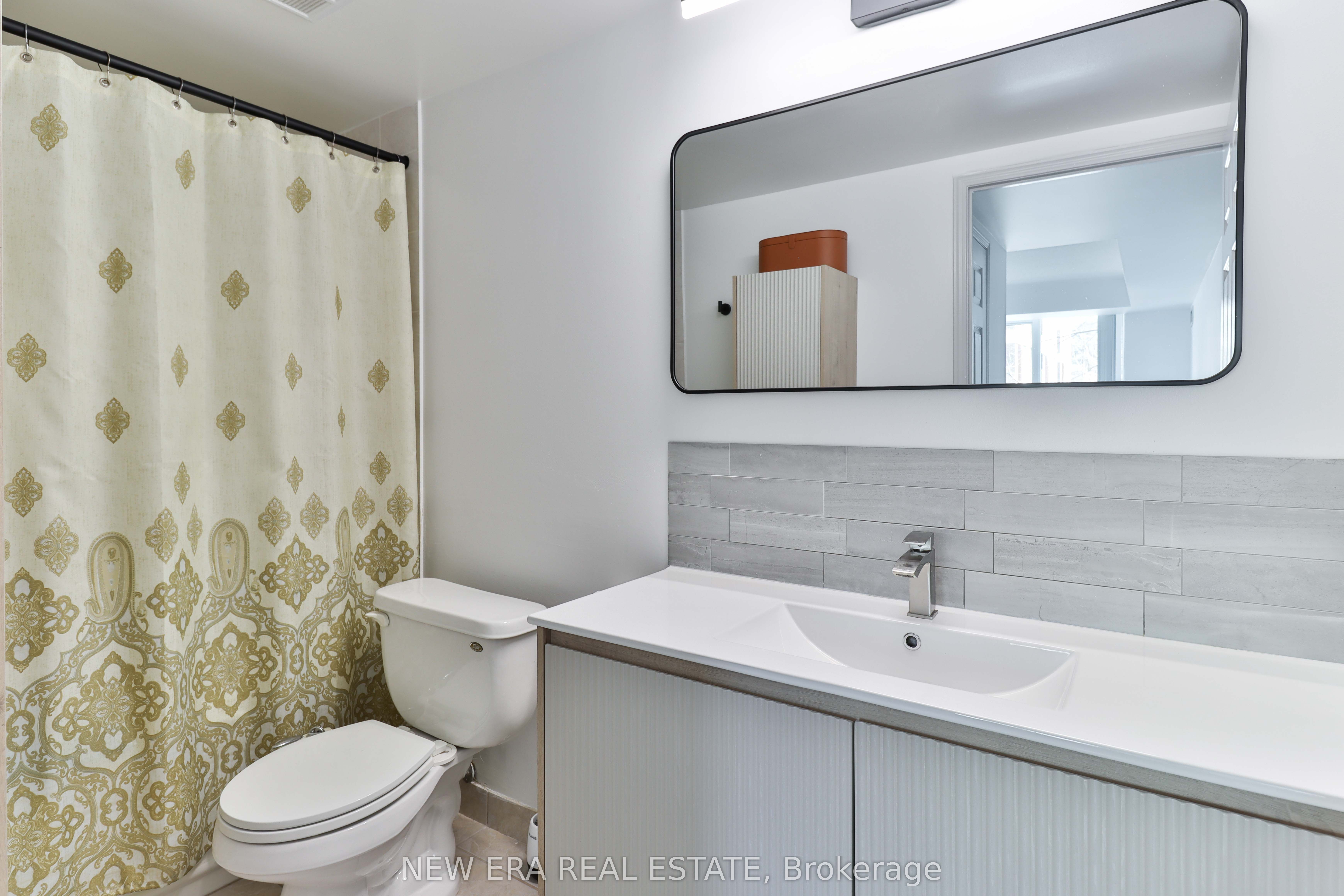 15 Michael Power Place, #203