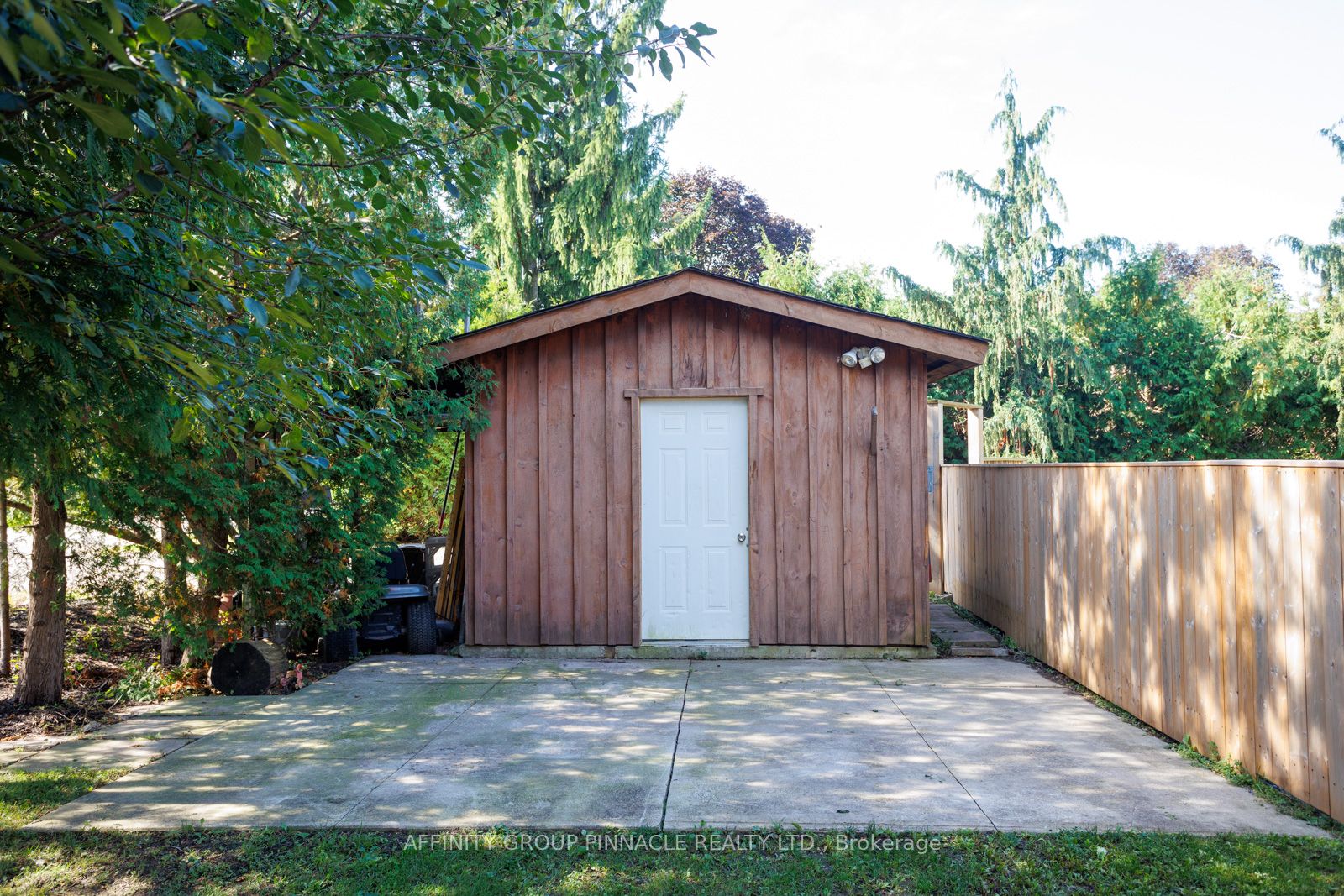 1 Hopkins Road