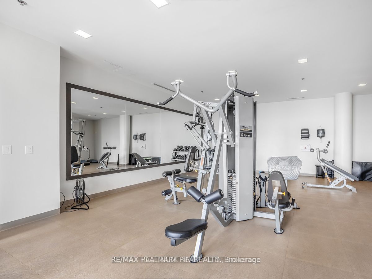11 Superior Avenue, #812