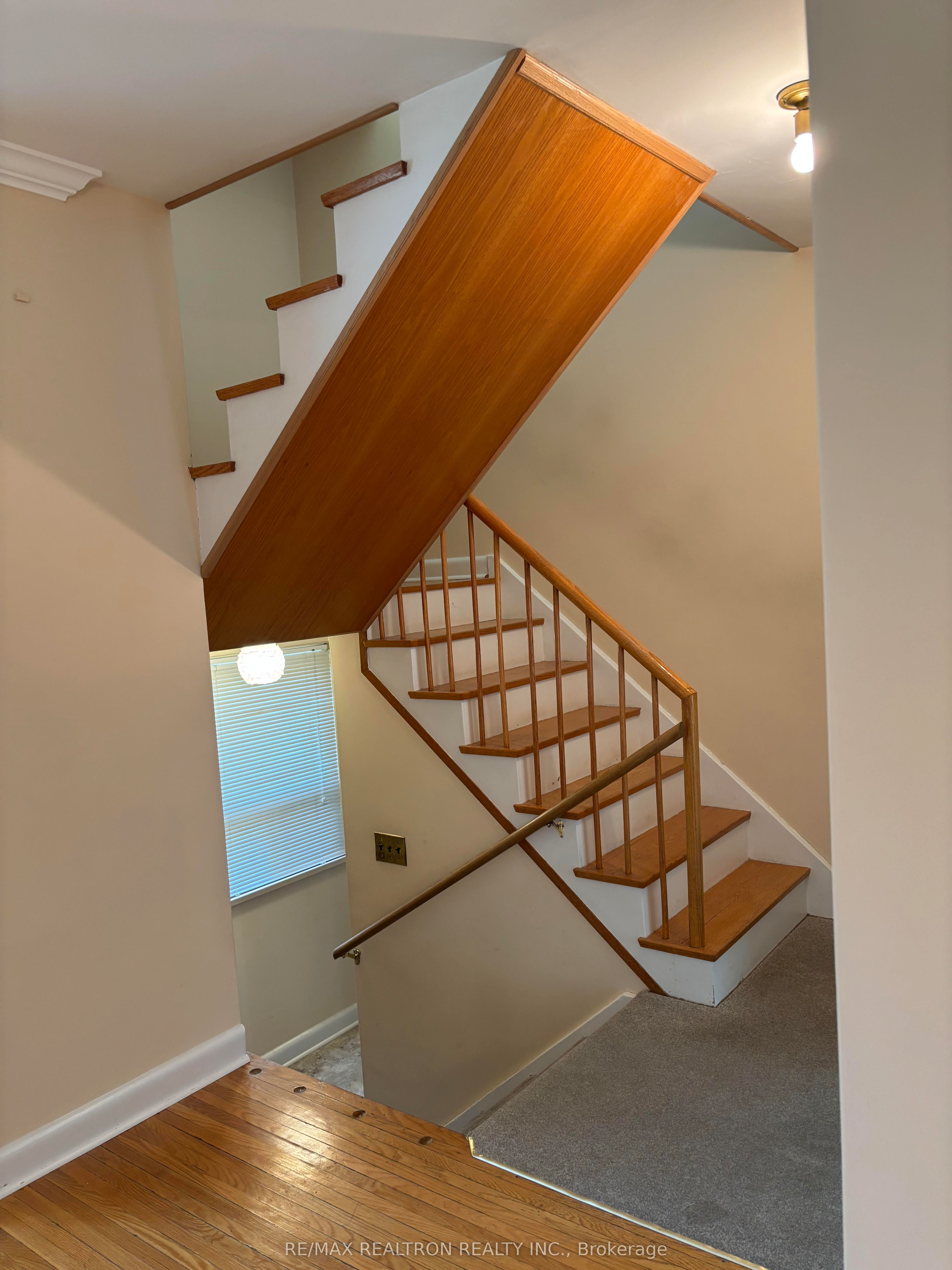 104 Barber Greene Road N, #4