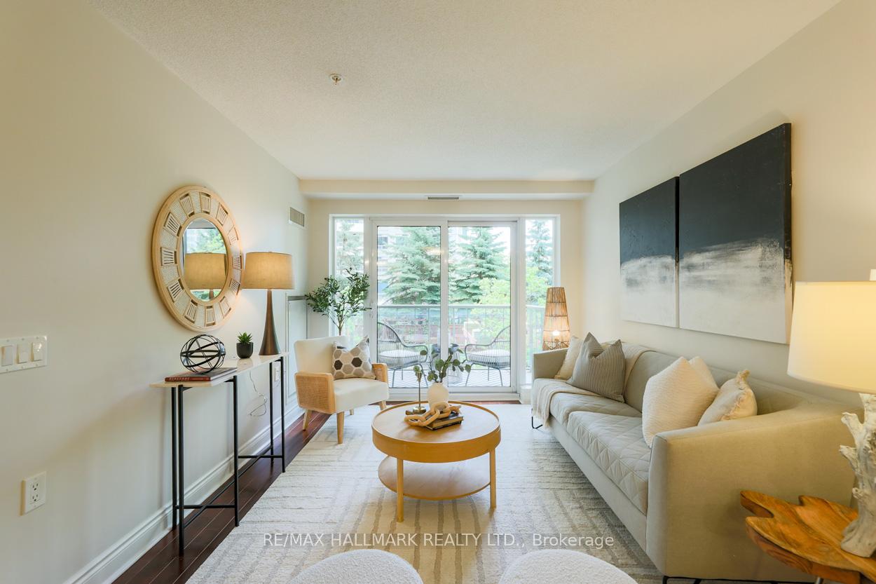 1 Bedroom Condo at 12 Rean, Toronto For sale