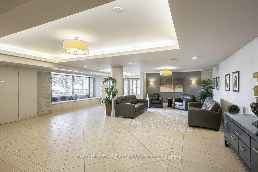 2 Bedrooms Condo at 2500 Rutherford, Vaughan For sale