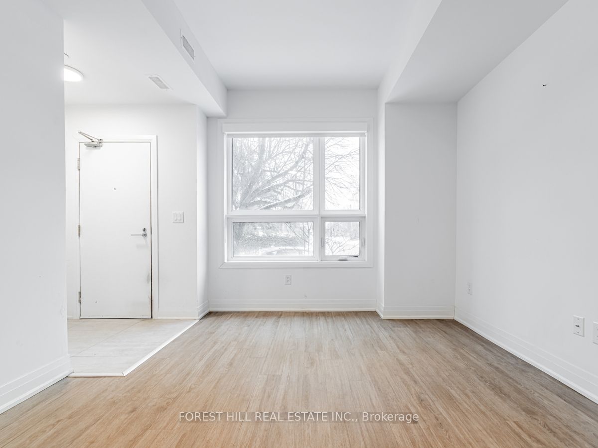 #17 - 15 BRENTHALL Avenue, Toronto, ON M2R 1W1