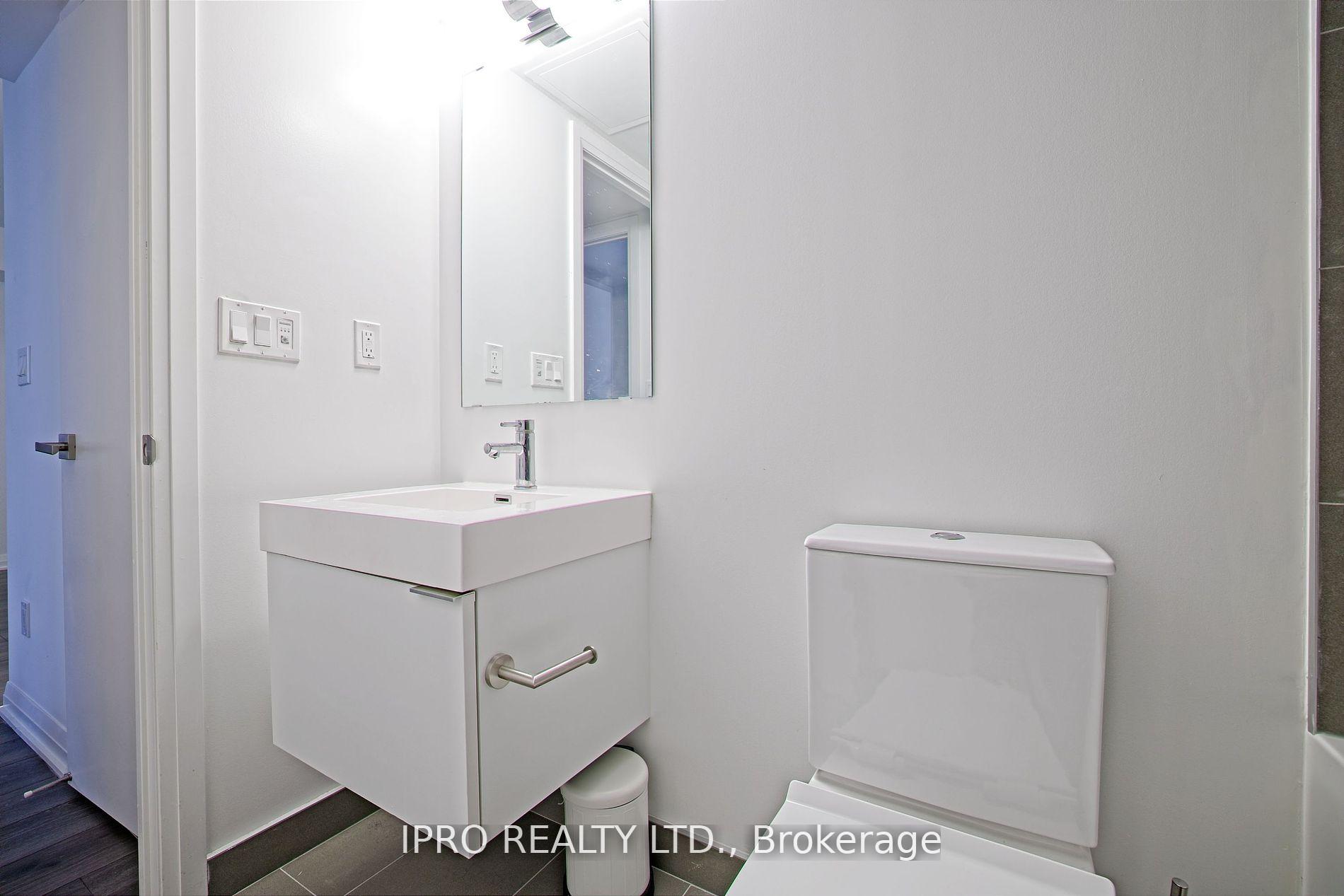 1 Bedroom Condo at 99 Foxbar, Toronto For sale