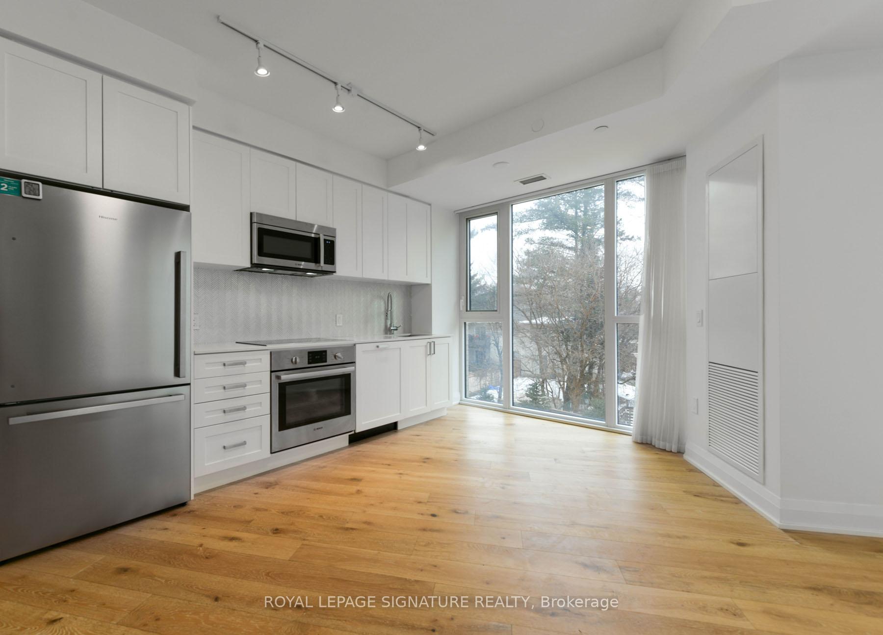 2 Bedrooms Condo at 293 The Kingsway, Toronto For sale