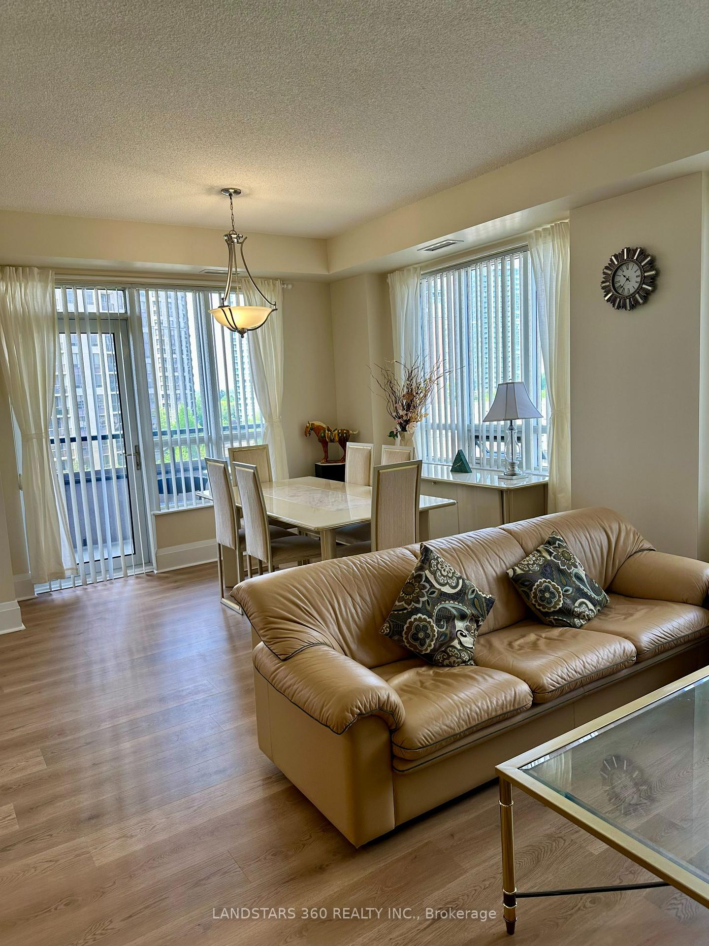 3 Bedrooms Condo at 100 Harrison Garden, Toronto For sale