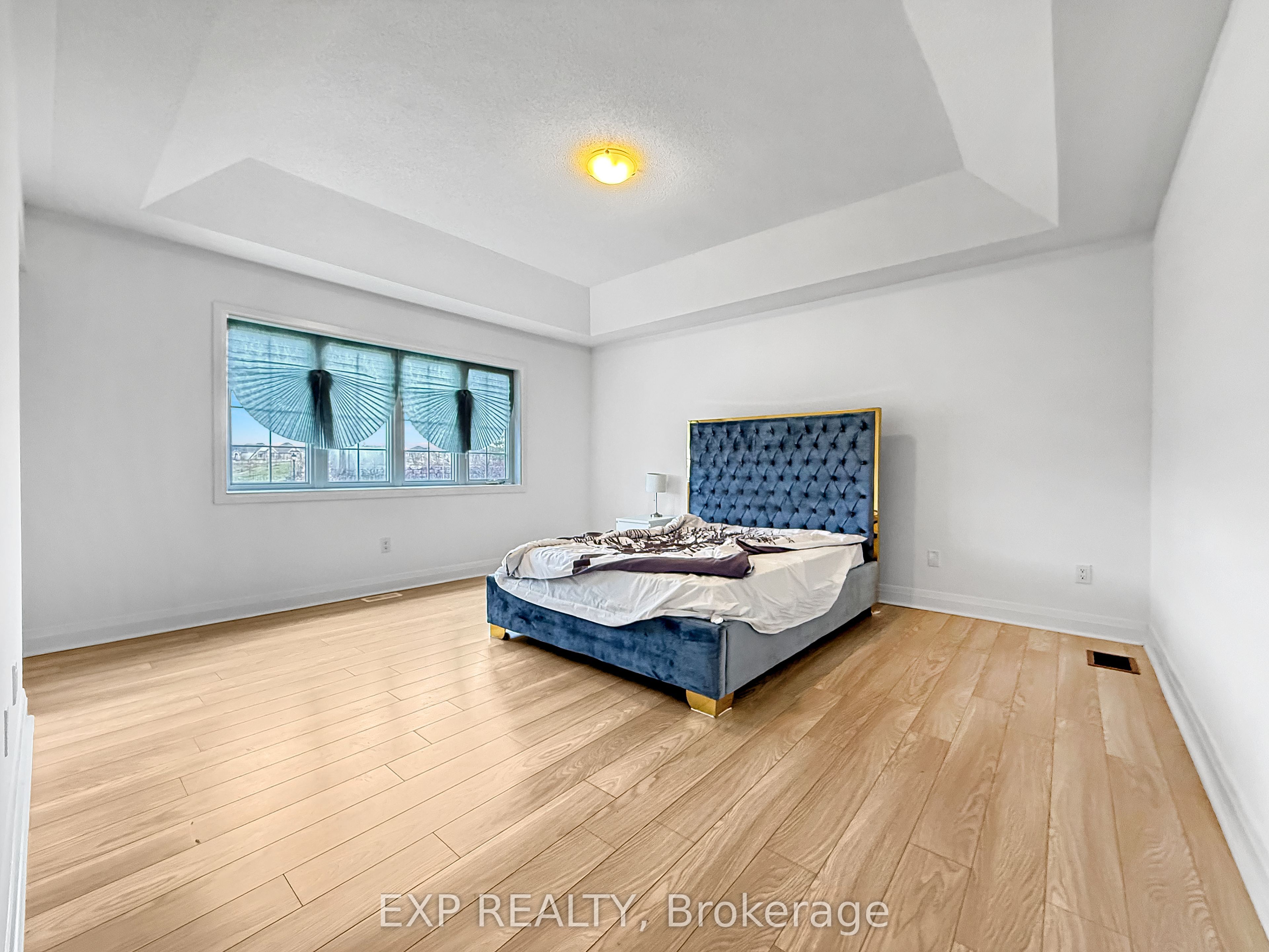 110 Frank Kelly Drive, #Upper